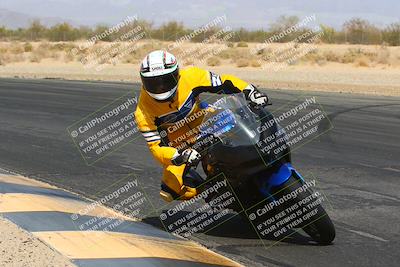 media/Apr-10-2022-SoCal Trackdays (Sun) [[f104b12566]]/Turn 7 Inside (1025am)/